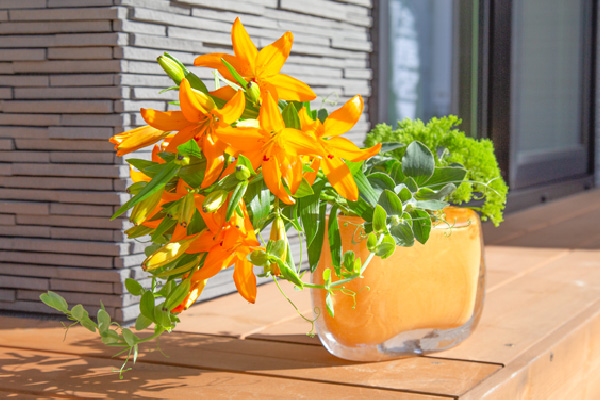 簡単・素敵にお花を花瓶に活ける