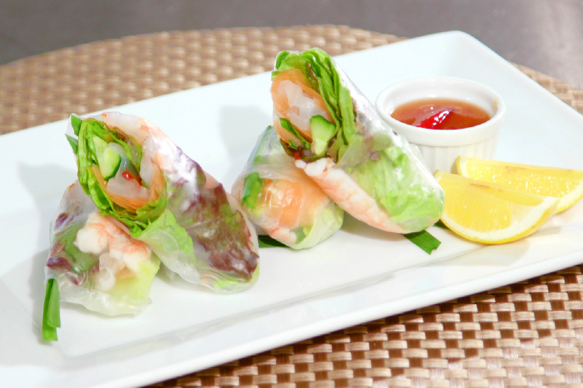 ベトナム風 ケンサキイカの生春巻き